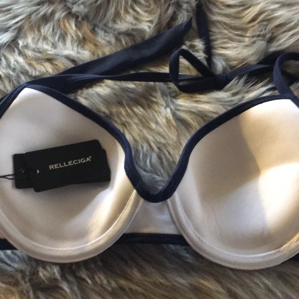 🆕 white w blue lining two piece bikini size M - Picture 4 of 5